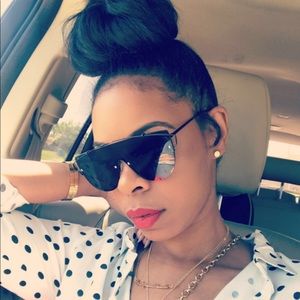 Meet your Posher, Arnina